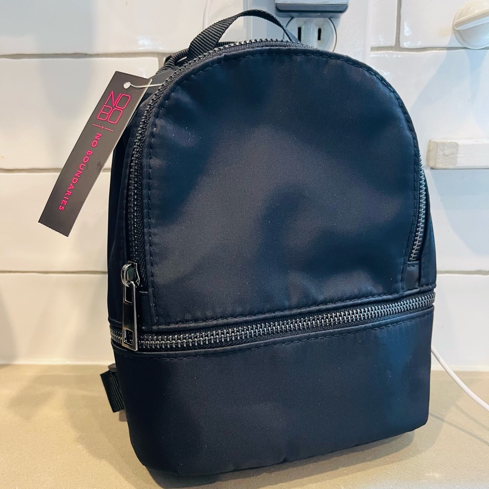 Small black back pack